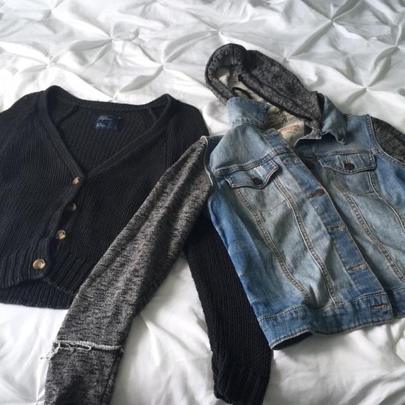 American Eagle Outfitters Sweaters - American Eagle &Mossimo Supply Co. crop